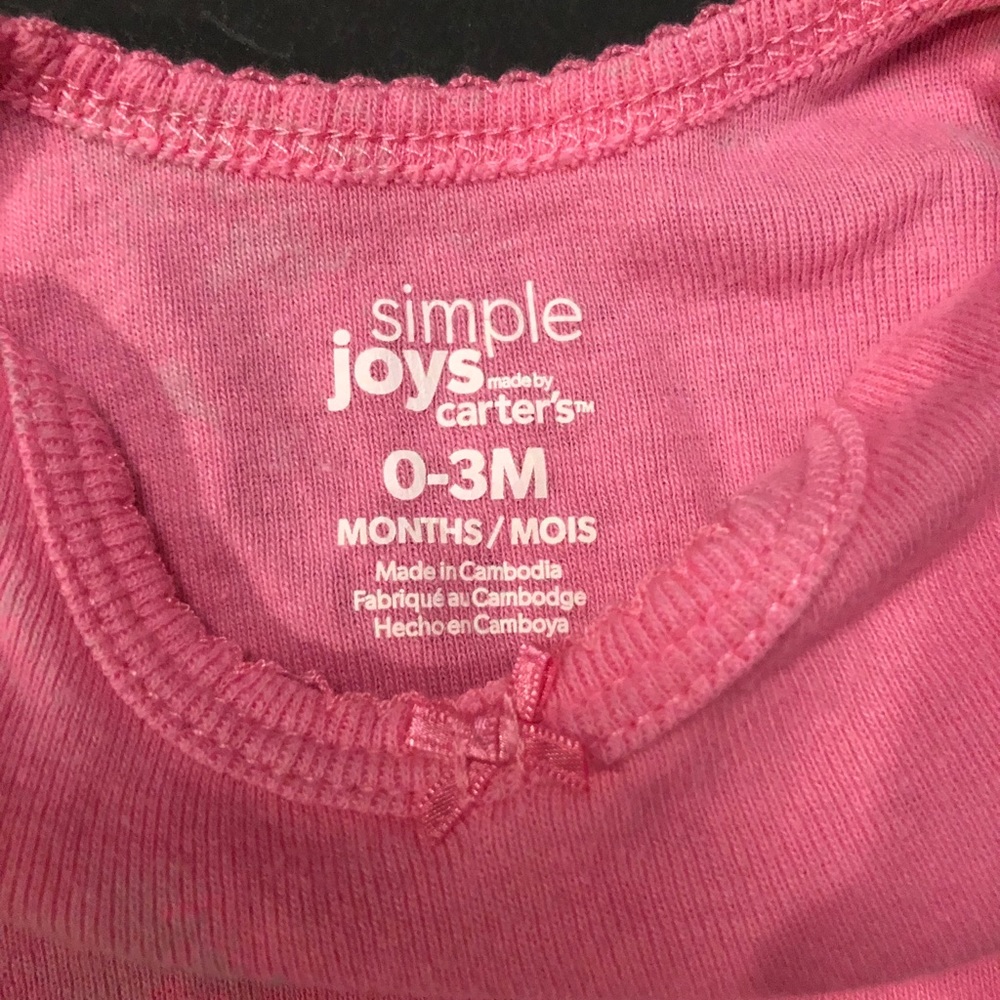 Carter’s long sleeved onesies - Picture 2 of 2